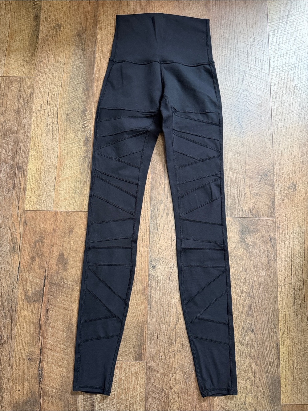 lululemon athletica Black Performance Leggings with Size Dot